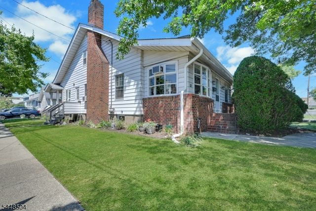111 Van Winkle Ave, Hawthorne Boro, NJ 07506