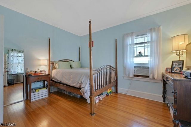 111 Van Winkle Ave, Hawthorne Boro, NJ 07506