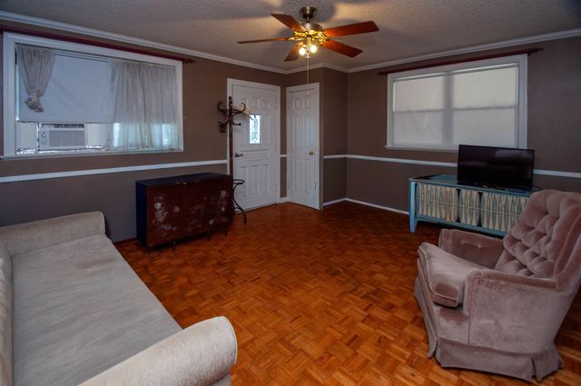 205 Harding Dr, Houma, LA 70364