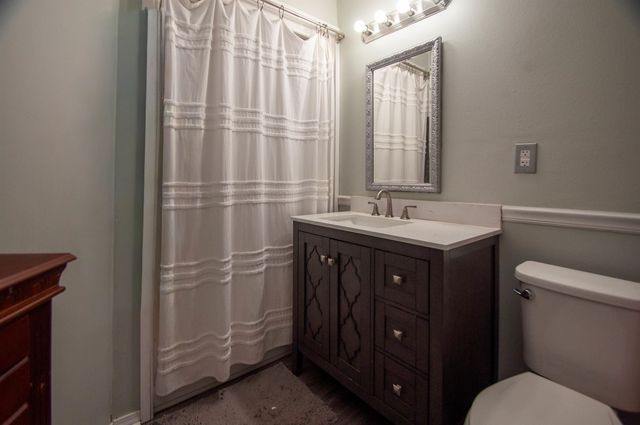 205 Harding Dr, Houma, LA 70364