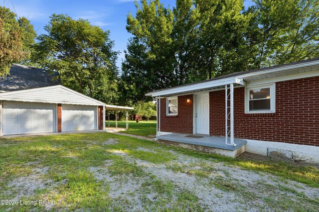 6624 Kenmore Ave, Louisville, KY 40216