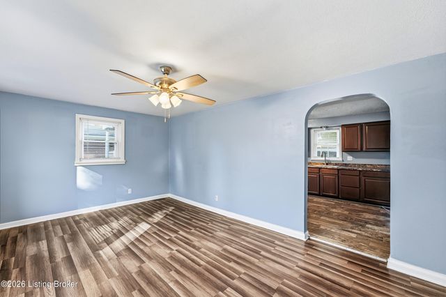 6624 Kenmore Ave, Louisville, KY 40216