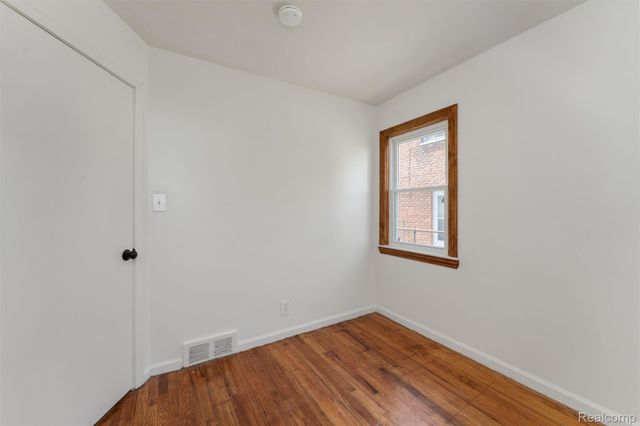 16829 Stricker Avenue, Eastpointe, MI 48021