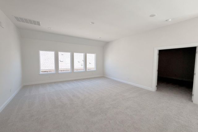 221 Medallion ST, Liberty Hill, TX 78642