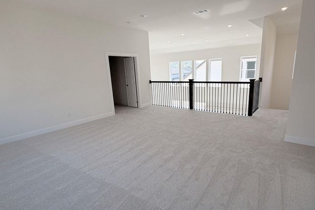 221 Medallion ST, Liberty Hill, TX 78642