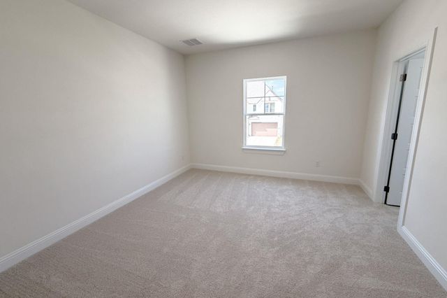 221 Medallion ST, Liberty Hill, TX 78642