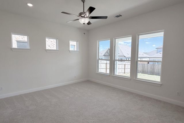 221 Medallion ST, Liberty Hill, TX 78642