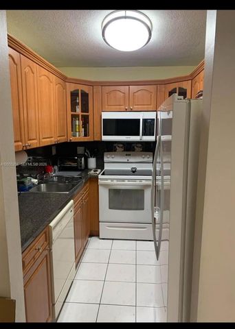 1221 SW 122nd Avenue 105, Miami, FL 33184