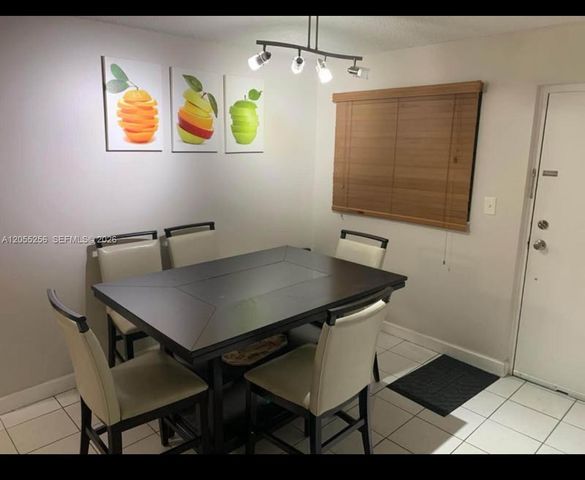 1221 SW 122nd Avenue 105, Miami, FL 33184