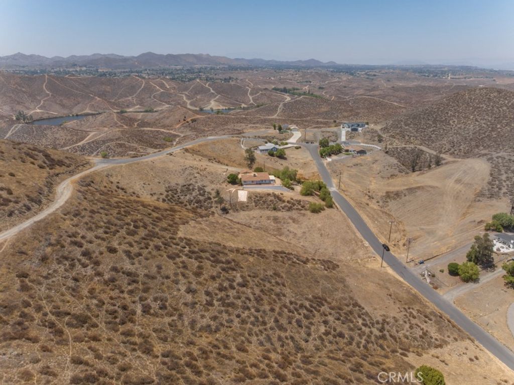 28305 Connecticut, Menifee, CA 92587 — photo 3