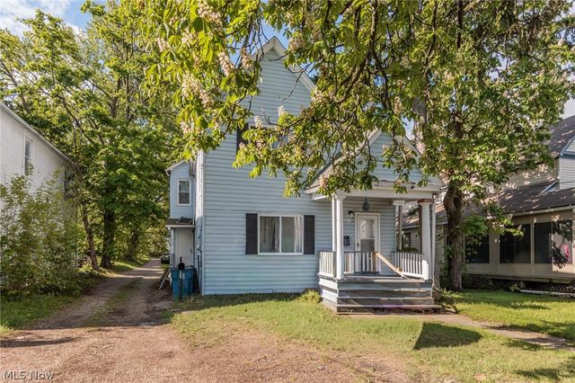 1143 W 9th Street, Lorain, OH 44052