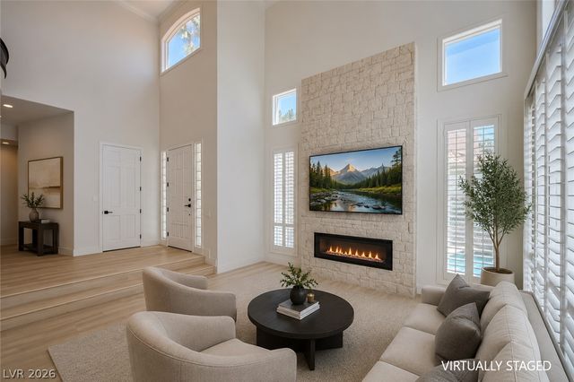 8244 Horseshoe Bend Lane, Las Vegas, NV 89113