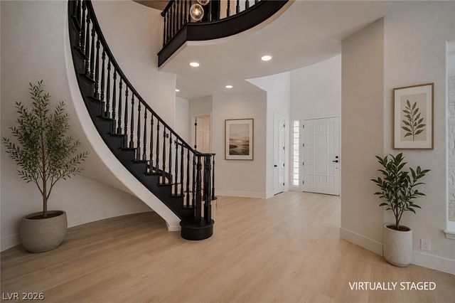 8244 Horseshoe Bend Lane, Las Vegas, NV 89113