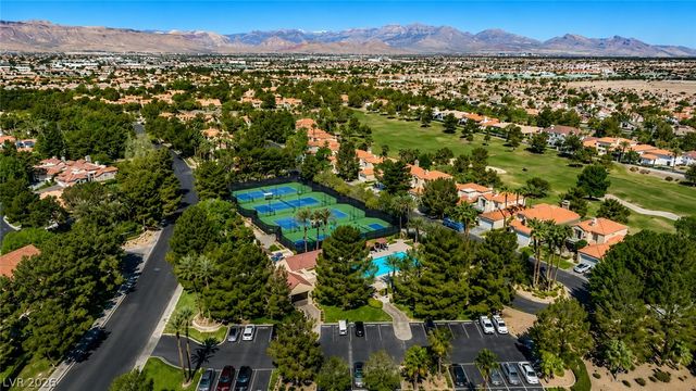 8244 Horseshoe Bend Lane, Las Vegas, NV 89113