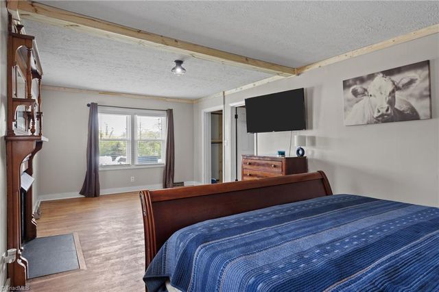 207 Hersey Collins Road, Mount Airy, NC 27030