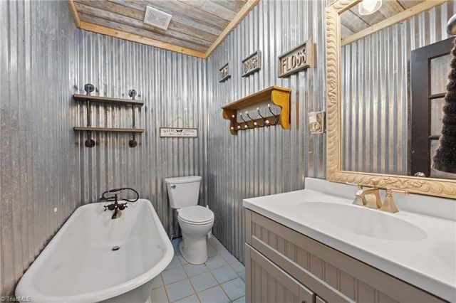 207 Hersey Collins Road, Mount Airy, NC 27030