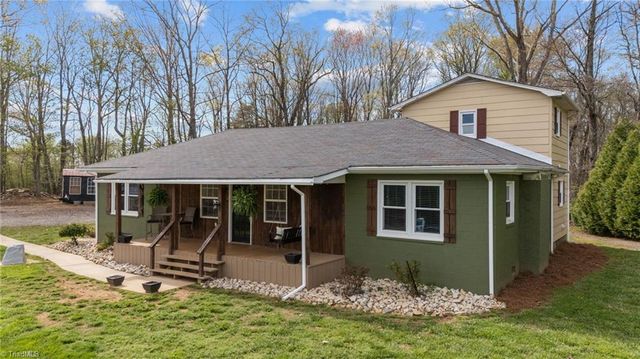207 Hersey Collins Road, Mount Airy, NC 27030