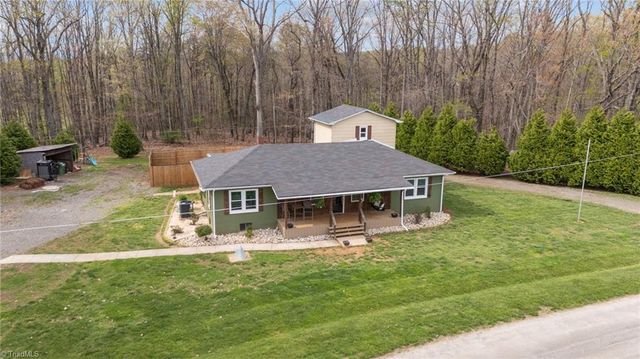 207 Hersey Collins Road, Mount Airy, NC 27030