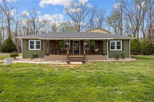 207 Hersey Collins Road, Mount Airy, NC 27030