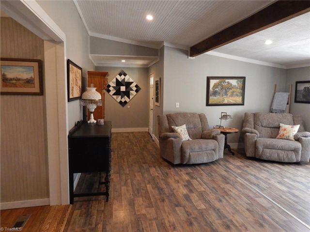 207 Hersey Collins Road, Mount Airy, NC 27030