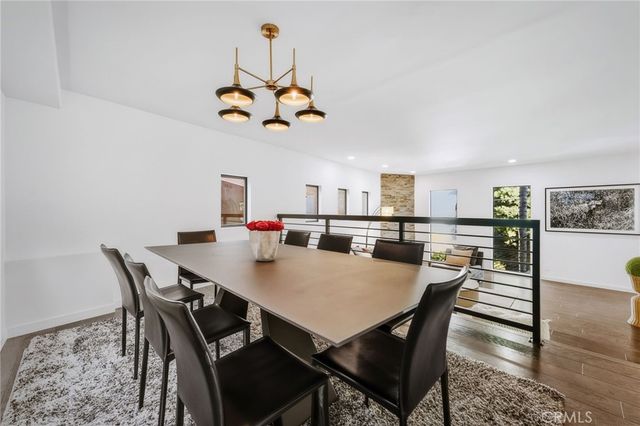 3601 Dixie Canyon Place, Sherman Oaks, CA 91423