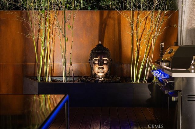 3601 Dixie Canyon Place, Sherman Oaks, CA 91423