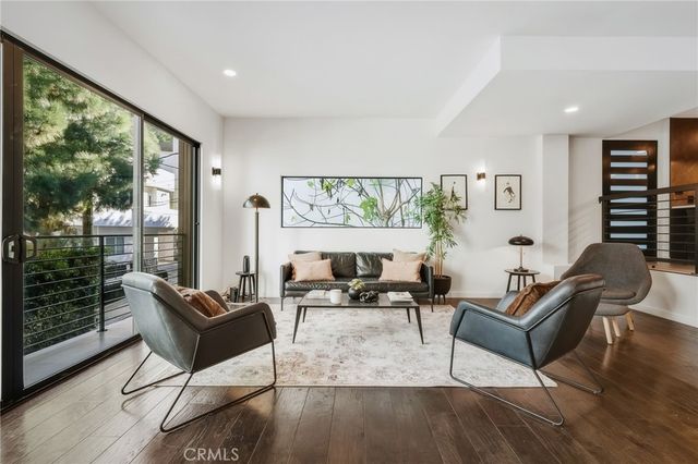 3601 Dixie Canyon Place, Sherman Oaks, CA 91423