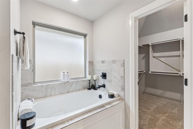 12316 SW 31st Street, Yukon, OK 73099