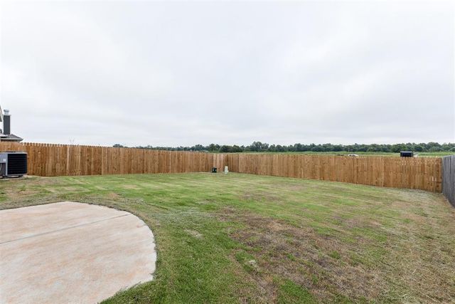 12316 SW 31st Street, Yukon, OK 73099