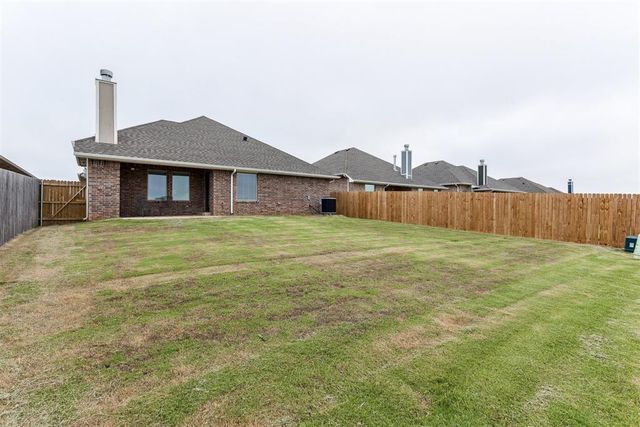 12316 SW 31st Street, Yukon, OK 73099