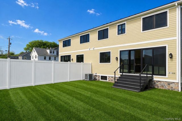 124 Nelson Avenue, Harrison, NY 10528