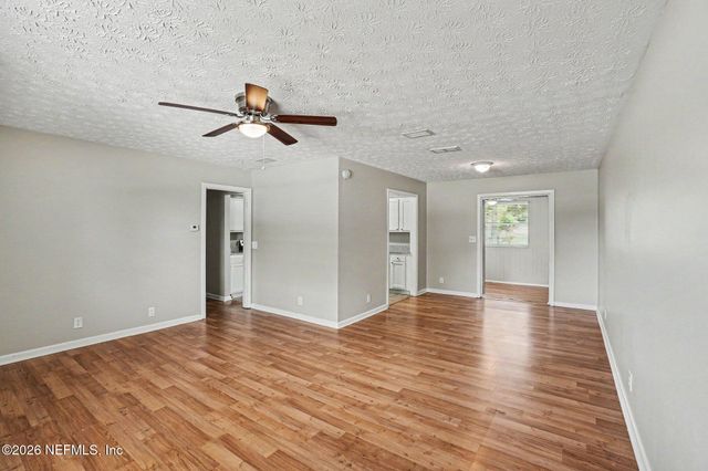 7417 MAYAPPLE Road, Jacksonville, FL 32211