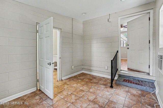 7417 MAYAPPLE Road, Jacksonville, FL 32211