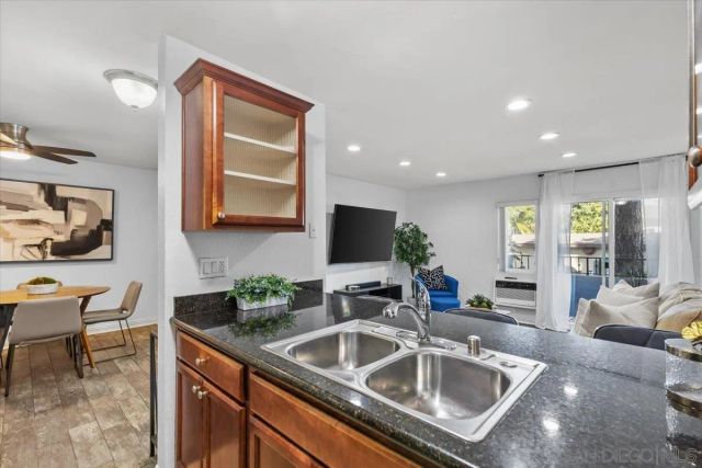 4860 Rolando Ct Unit 2, San Diego, CA 92115