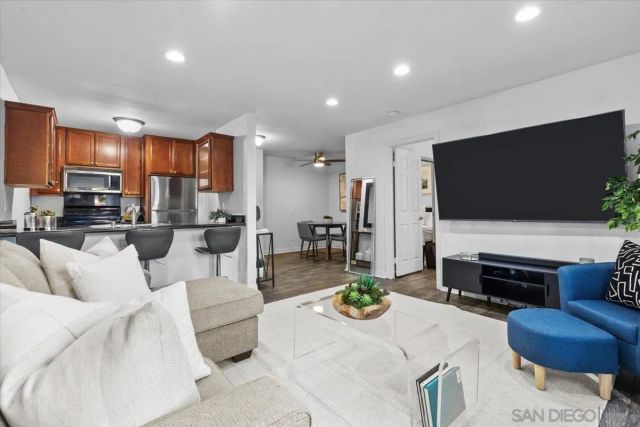 4860 Rolando Ct Unit 2, San Diego, CA 92115