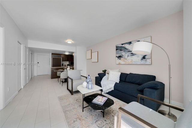 485 Brickell Ave 1709, Miami, FL 33131