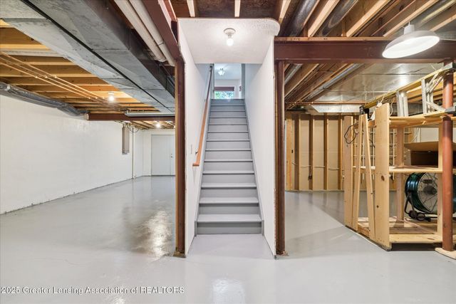 6725 French Creek Drive, Lansing, MI 48917