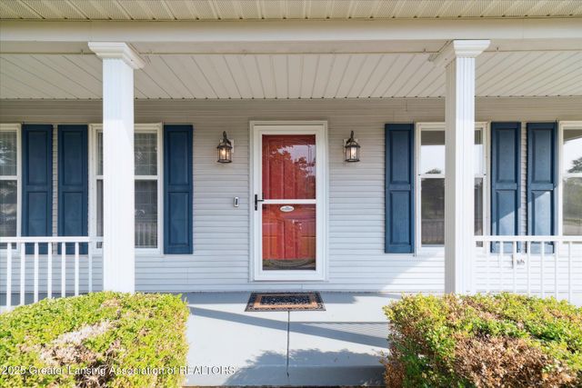 6725 French Creek Drive, Lansing, MI 48917