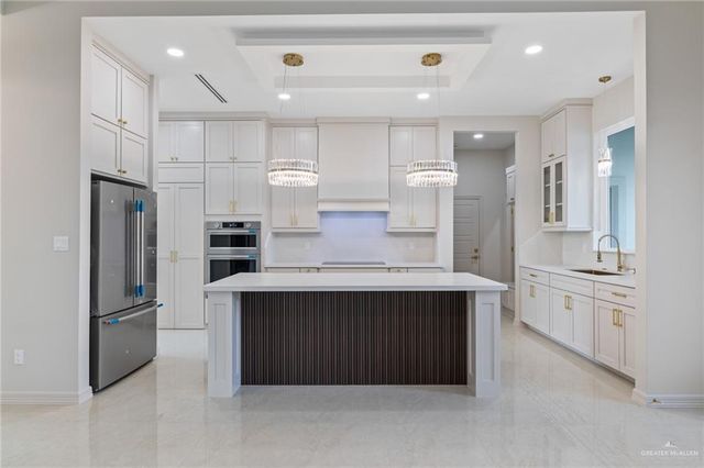 1324 E Acacia Drive, San Juan, TX 78589