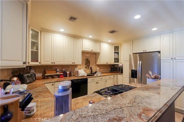 952 N Gaffey Place, San Pedro, CA 90731