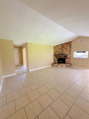 12210 Roandale Drive, Houston, TX 77048