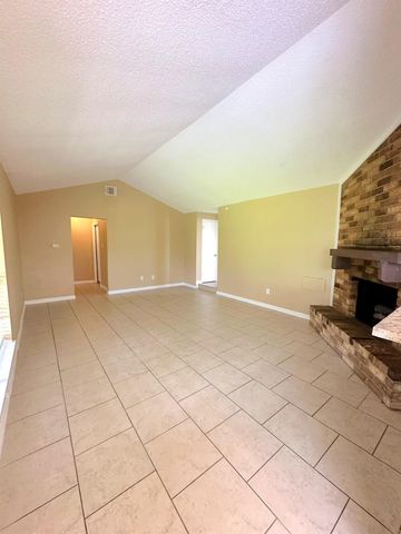 12210 Roandale Drive, Houston, TX 77048