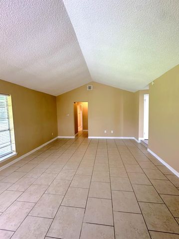 12210 Roandale Drive, Houston, TX 77048
