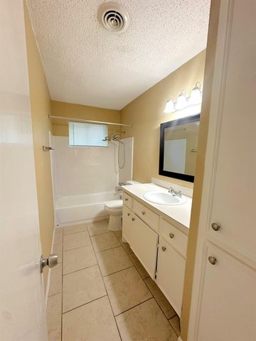12210 Roandale Drive, Houston, TX 77048