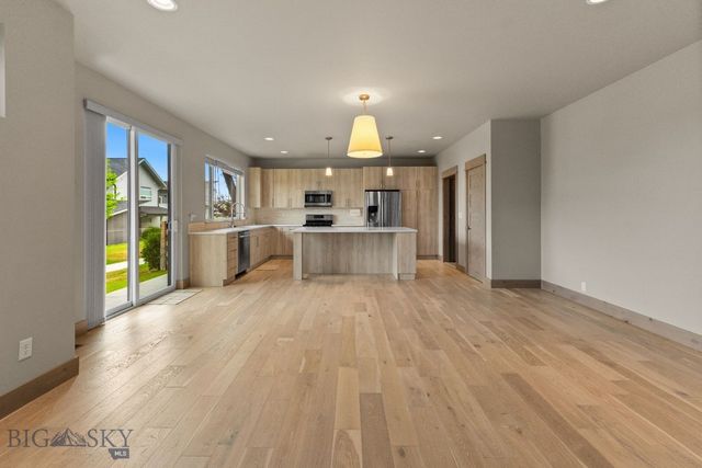 5497 Vermeer Lane, Bozeman, MT 59178