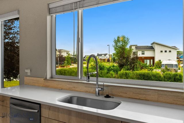 5497 Vermeer Lane, Bozeman, MT 59178