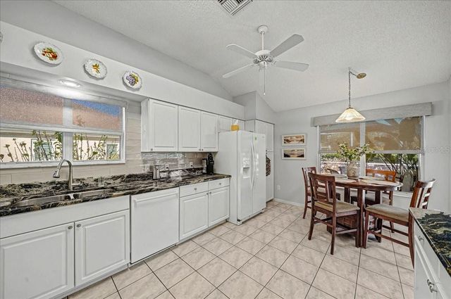 922 SOLEDAD WAY, The Villages, FL 32159