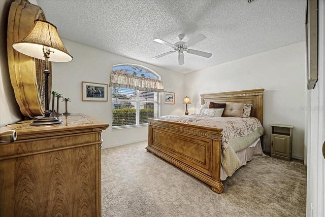 922 SOLEDAD WAY, The Villages, FL 32159