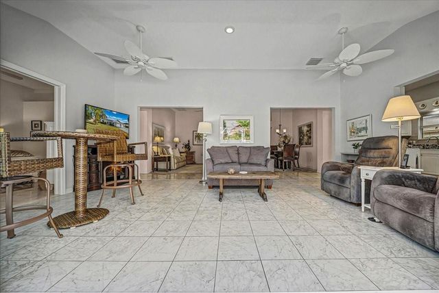 922 SOLEDAD WAY, The Villages, FL 32159