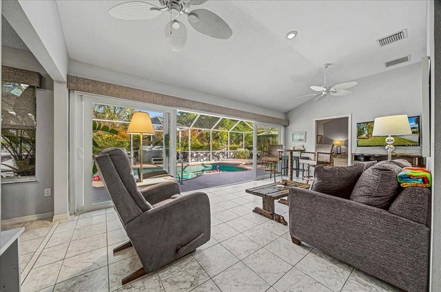 922 SOLEDAD WAY, The Villages, FL 32159